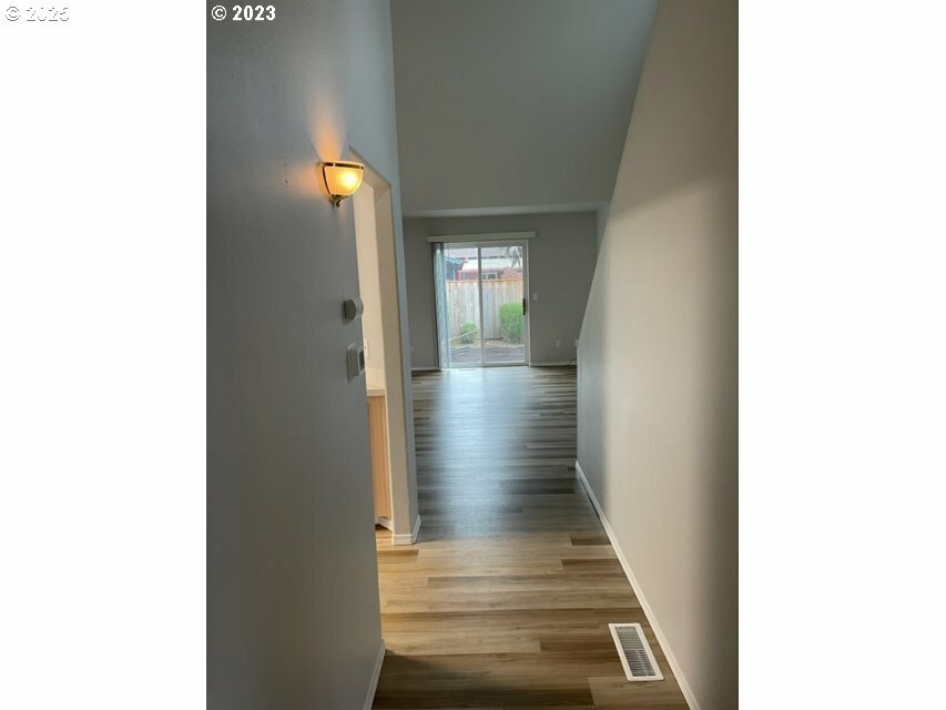 Property Photo: 520 First St OR 97027