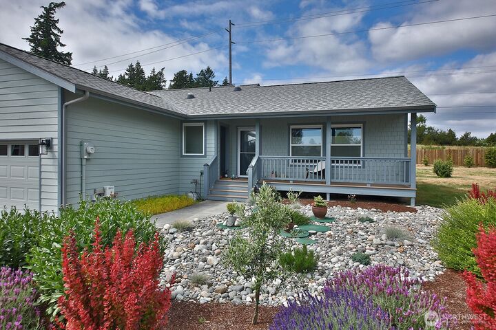 Property Photo:  2568  Myra Place  WA 98260 