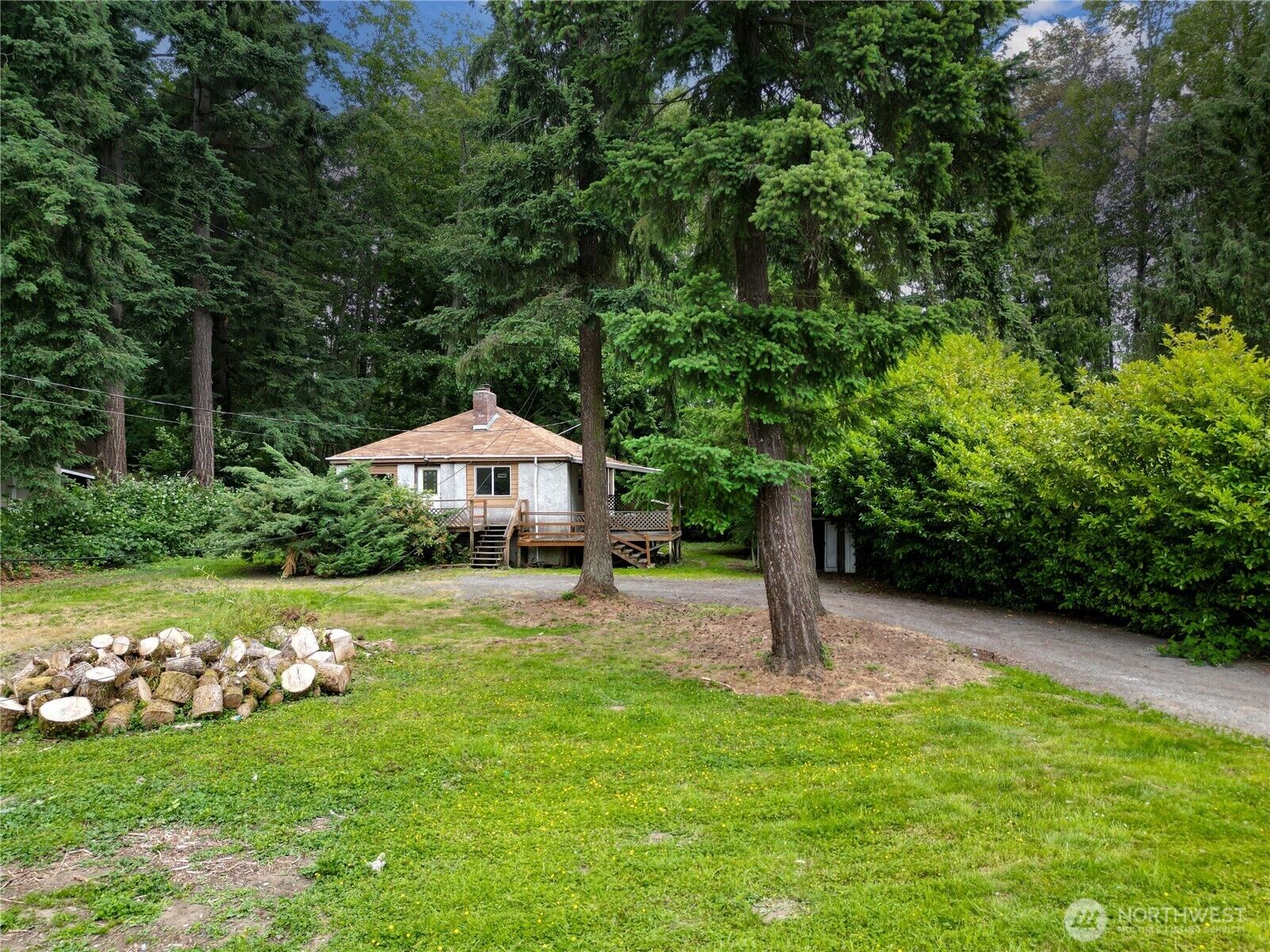 Property Photo: 2711 156th Street SW WA 98087