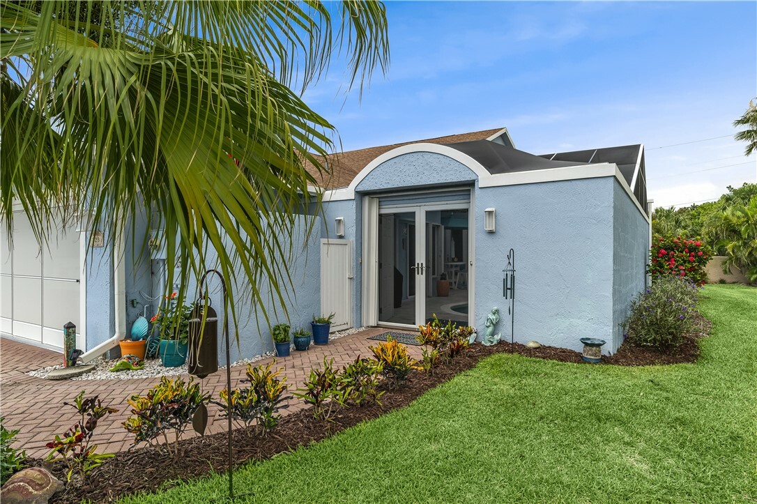 Property Photo: 223 River Walk 12 FL 34949