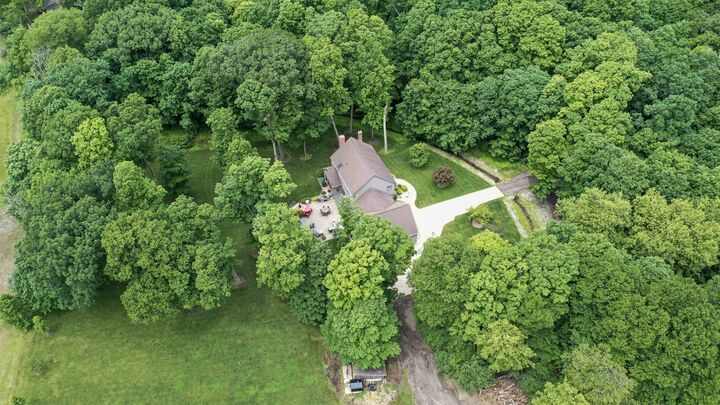 Property Photo:  8404 Clayton Avenue  WI 54956 