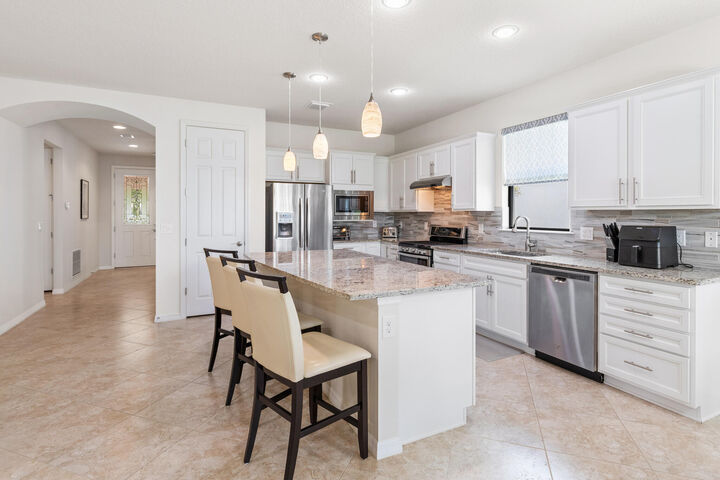 649 SE Monteiro Drive  Port Saint Lucie FL 34984 photo