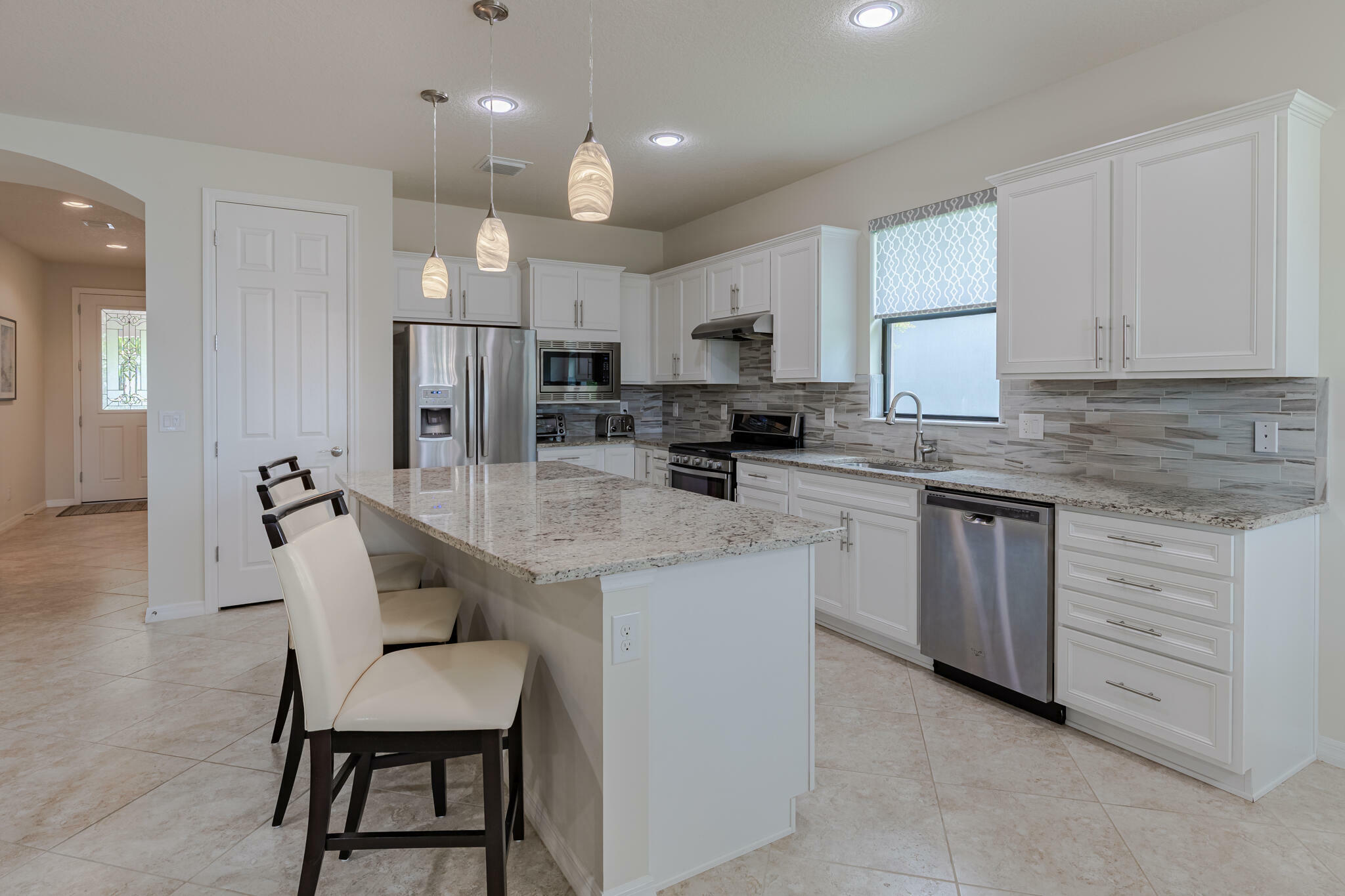 Property Photo: 649 SE Monteiro Drive FL 34984