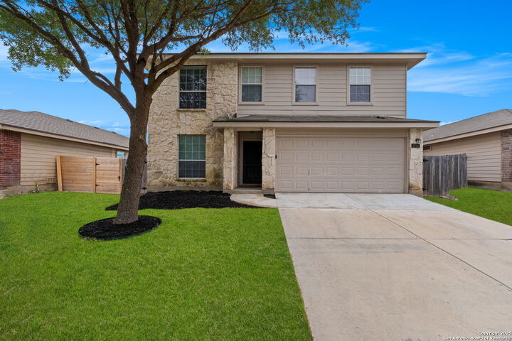 Property Photo: 9714 Connemara Bend TX 78254