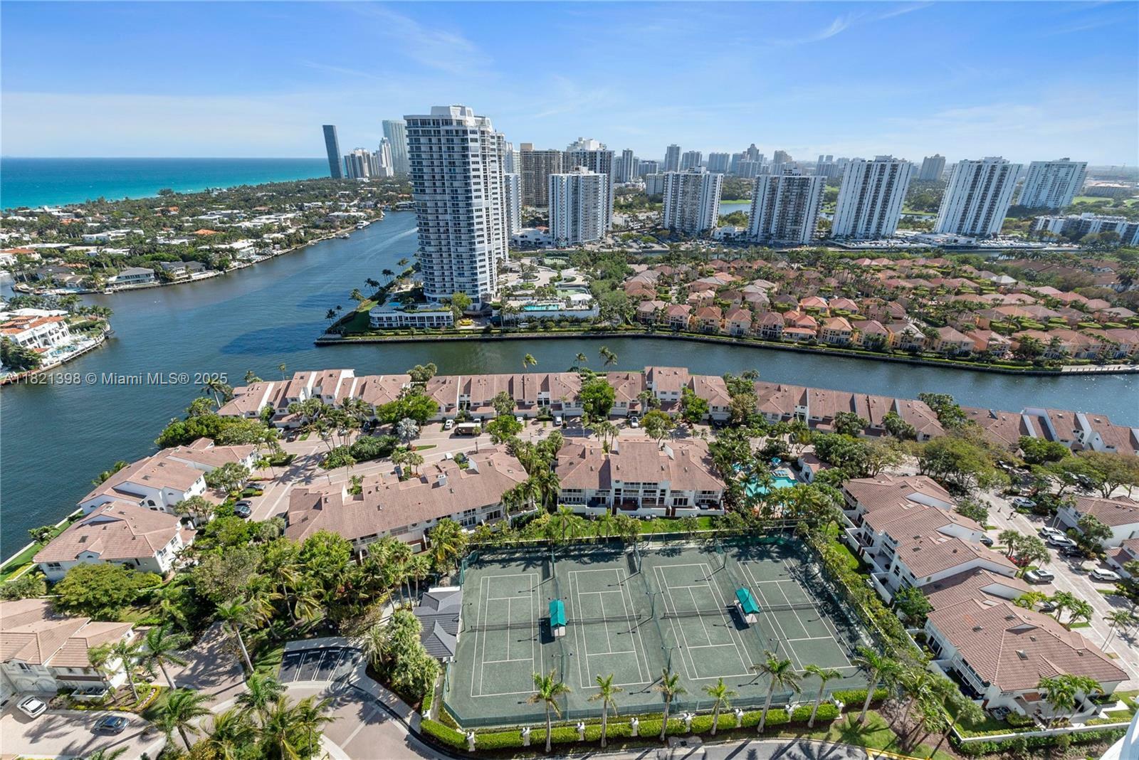 21050 Point Pl 2702  Aventura FL 33180 photo