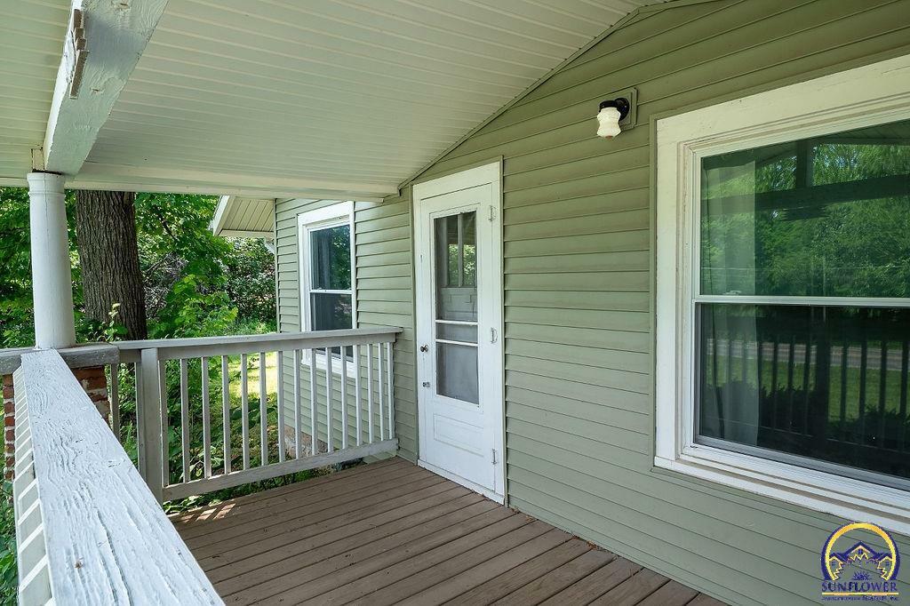 Property Photo: 4003 NW Topeka KS 66617