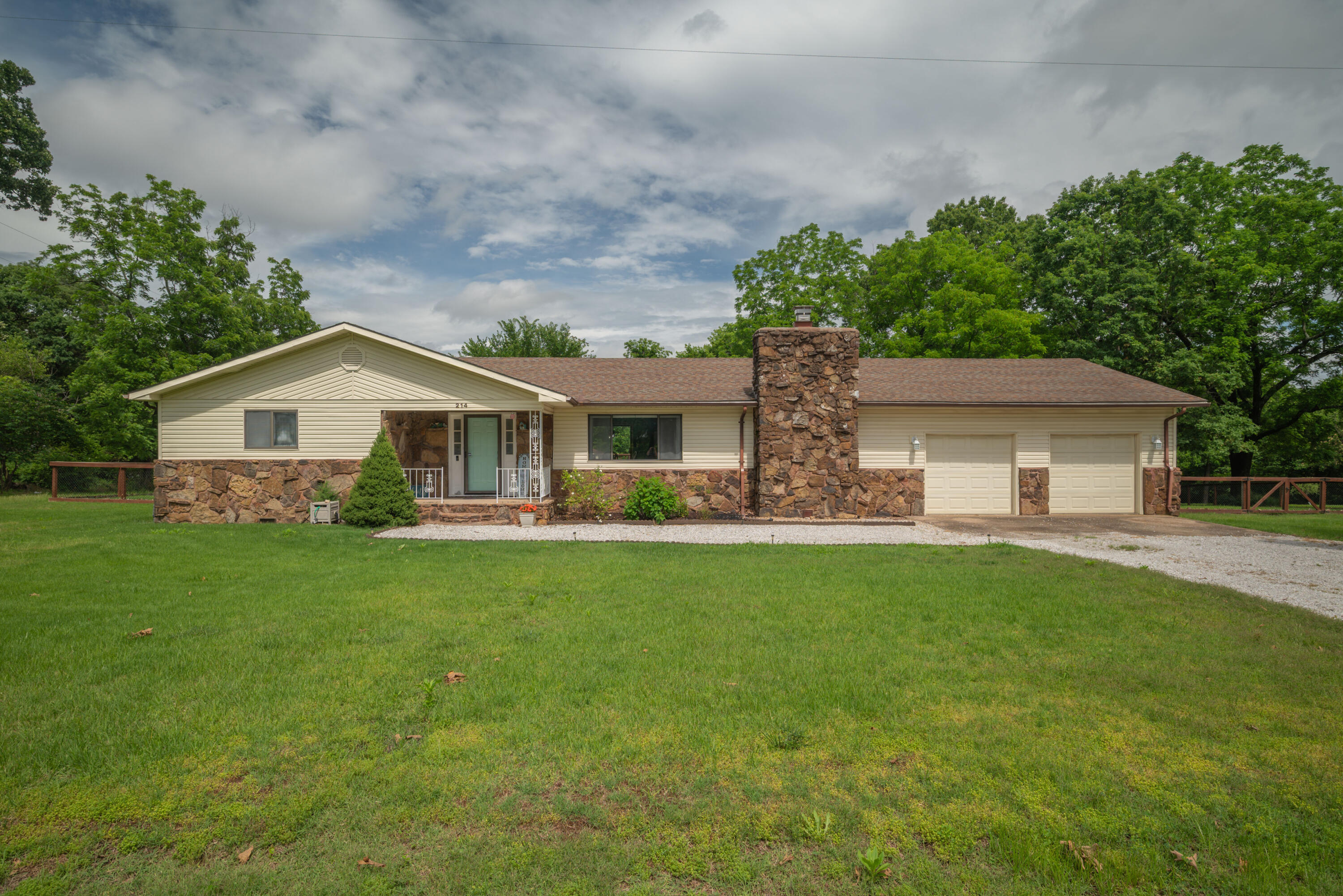 Property Photo: 214 S Ozark Trail MO 64843
