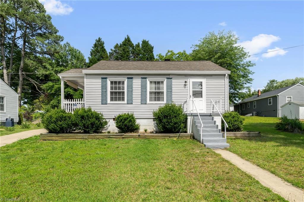Property Photo:  107 Glendale Street  NC 27048 