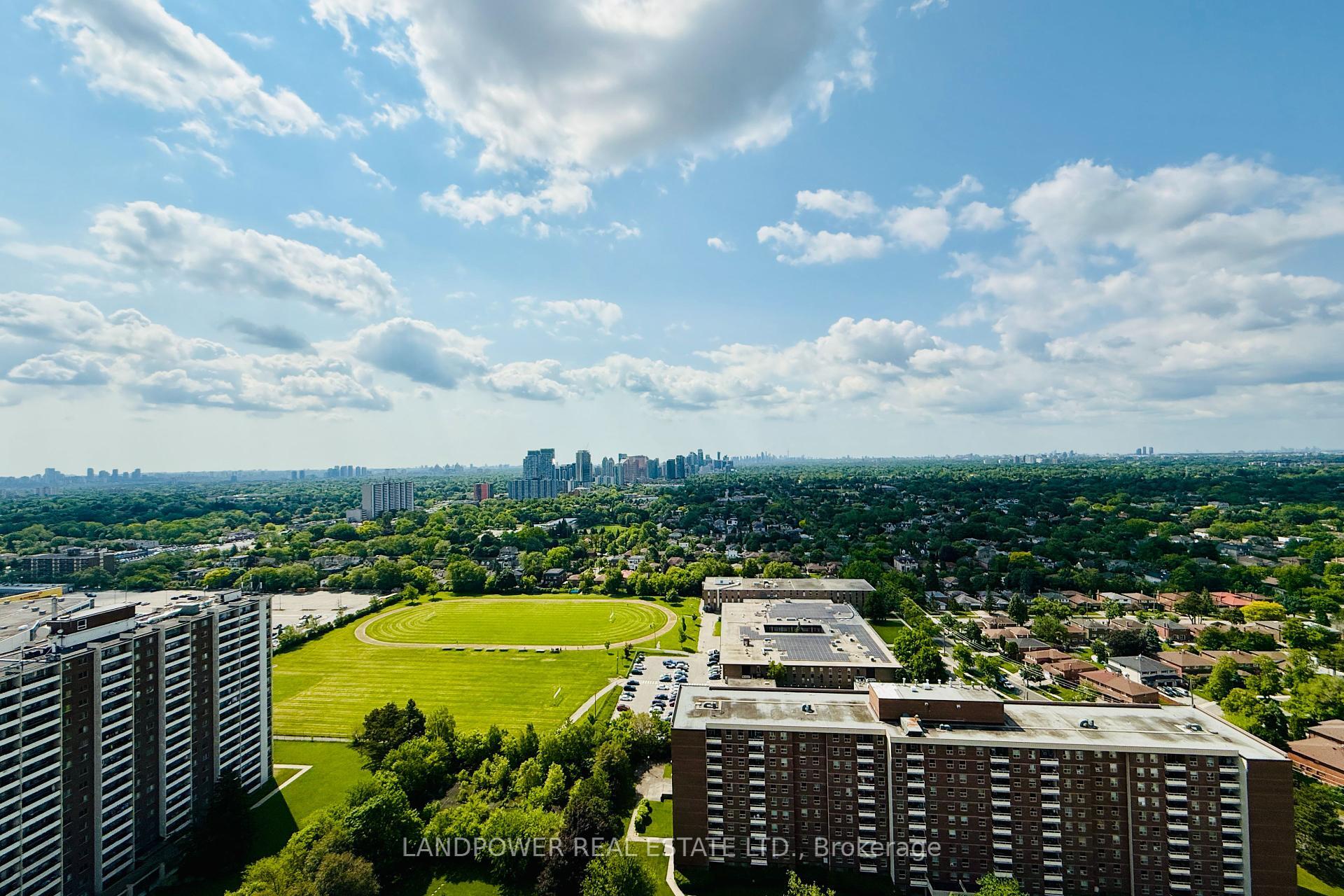 Property Photo: 10 Tangreen Court 3205 ON M2M 4B9