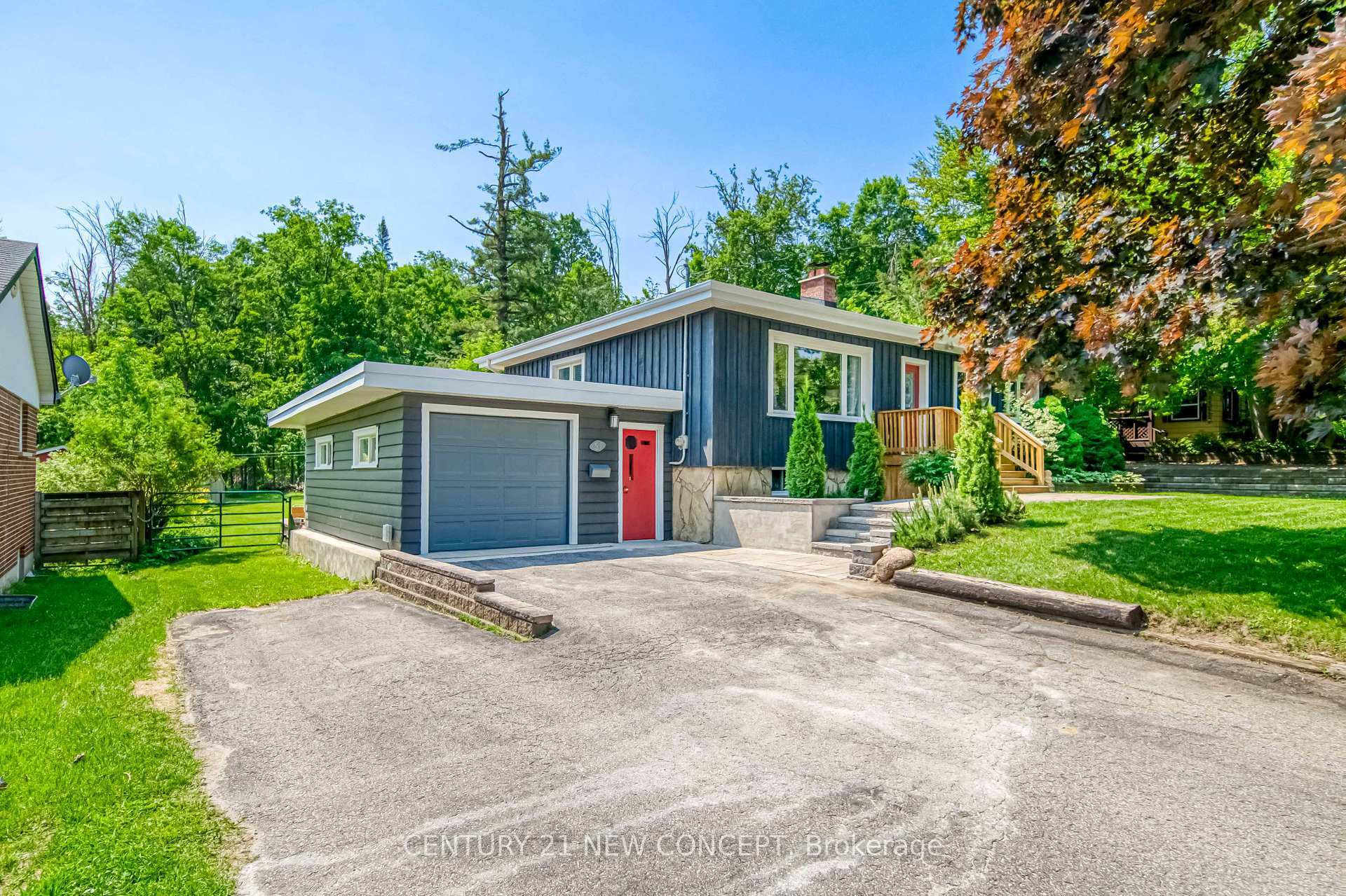 51 Fittons Road E  Orillia ON L3V 2J2 photo