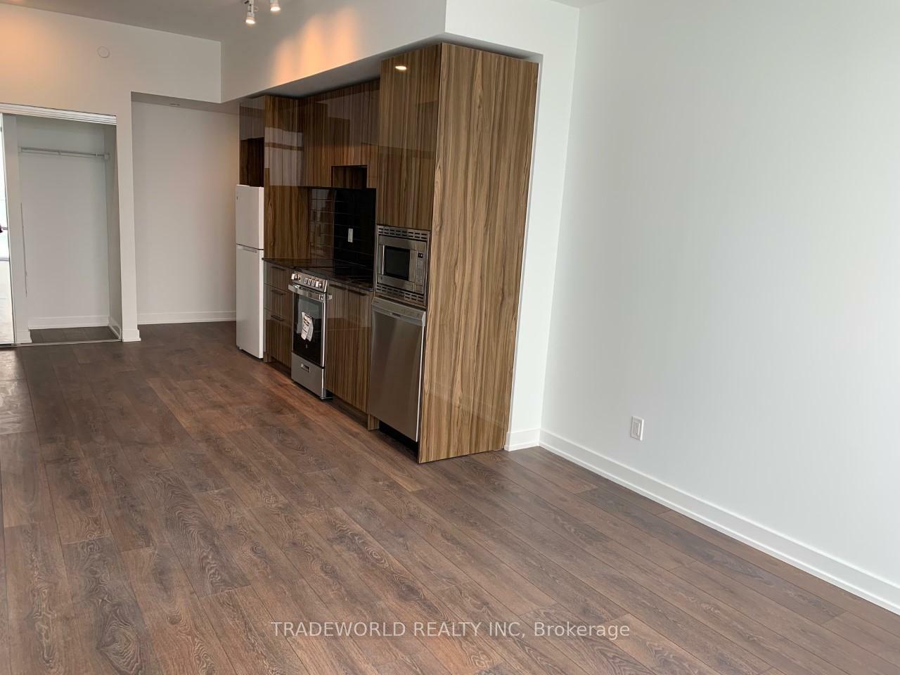 Property Photo: 501 Yonge Street 5207 ON M4Y 0G8