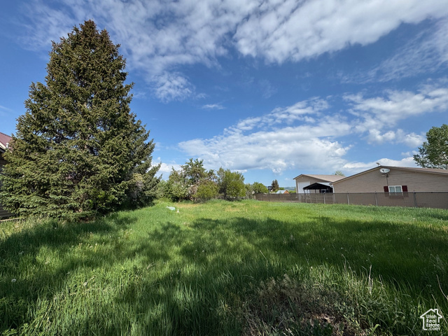 Property Photo: 123 N 200 E 1 UT 84036