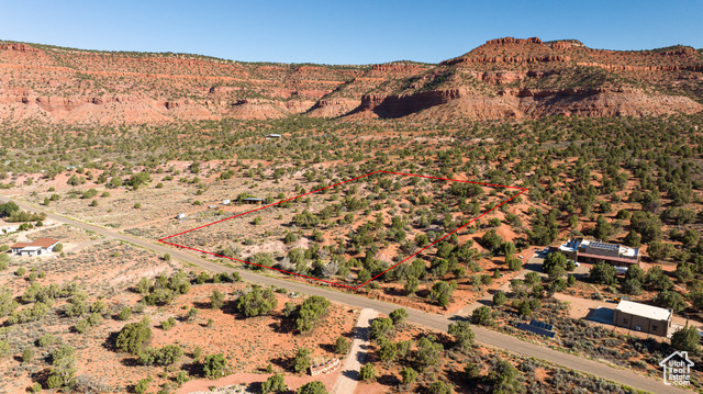 Property Photo: 4655 E Red Cliffs Dr UT 84741