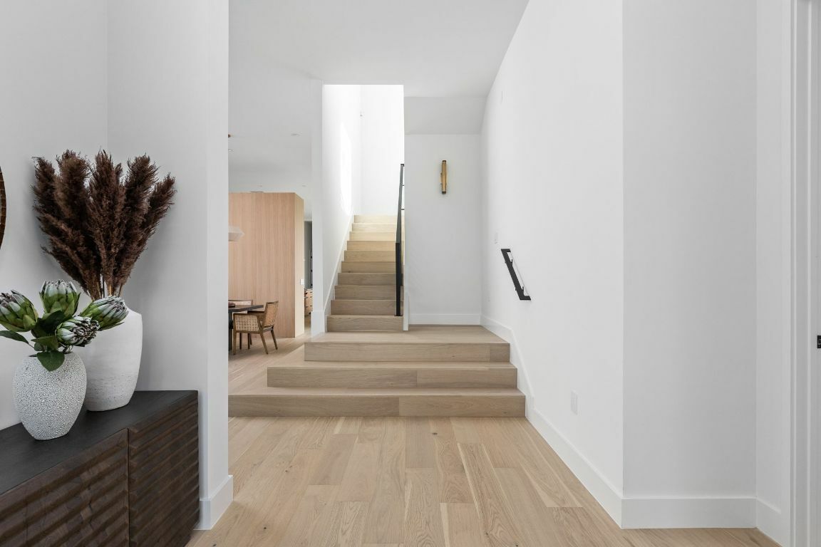 Property Photo: 2701 Greenlee Drive TX 78703