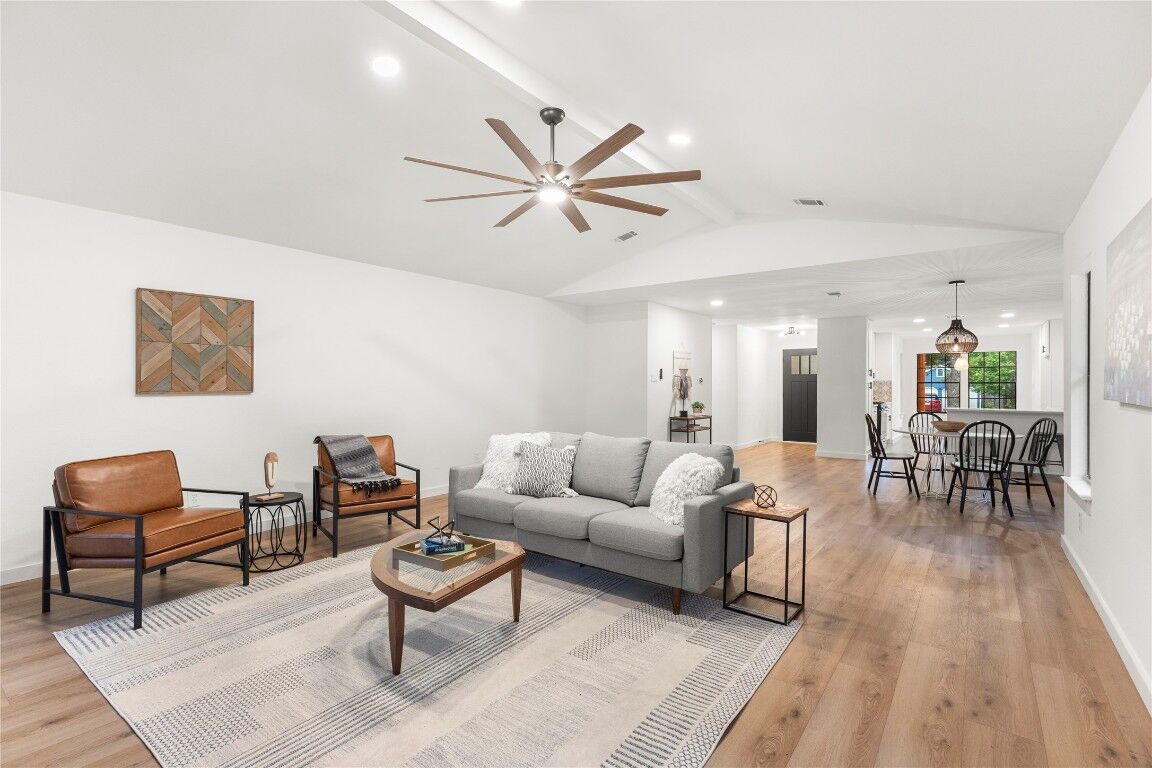 Property Photo: 12416 Cassady Drive TX 78727