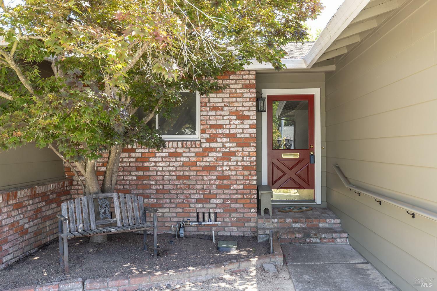 Property Photo: 780 Hoen Court CA 95405