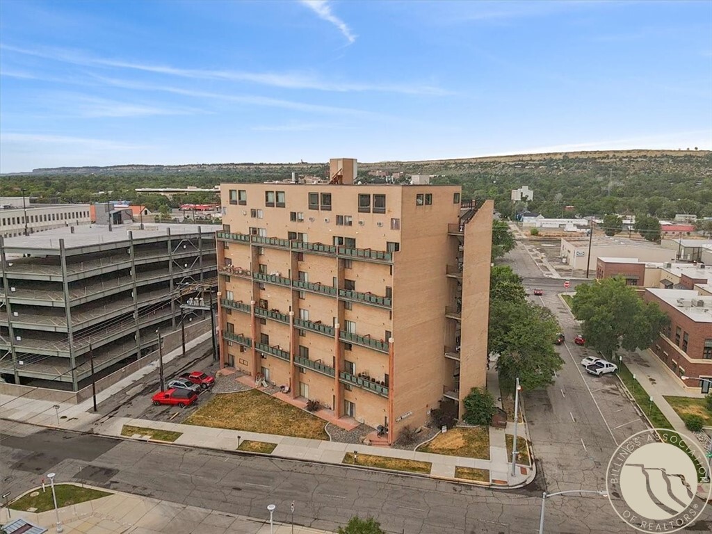 Property Photo: 300 N 25th St #206 (B6) MT 59101