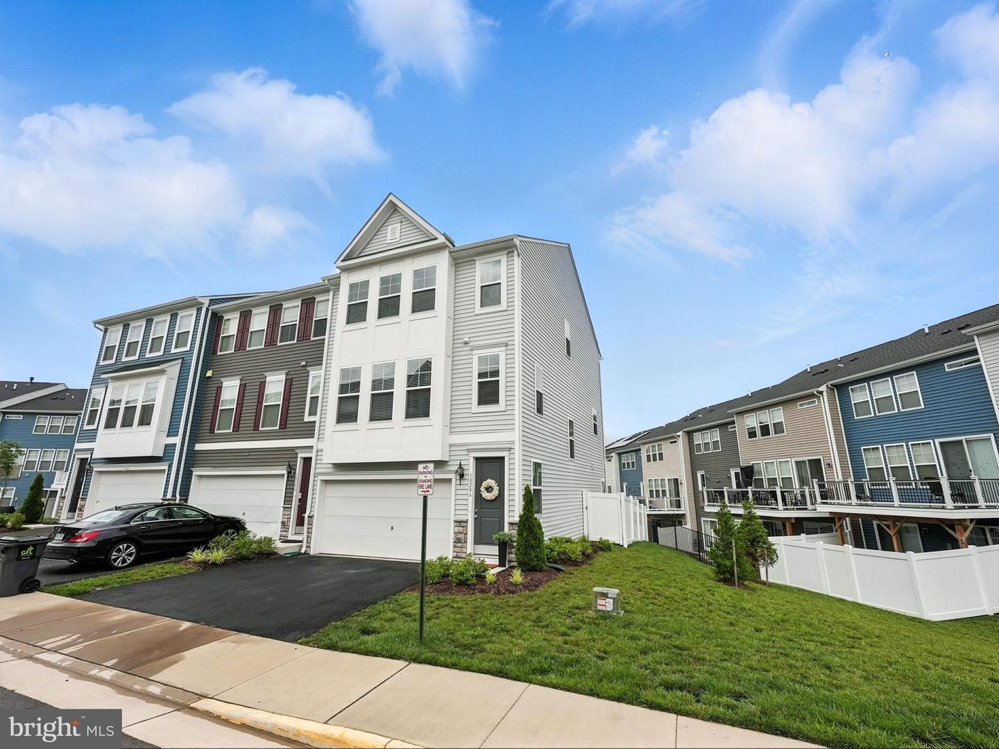 Property Photo:  18286 Summit Pointe Drive  VA 22172 