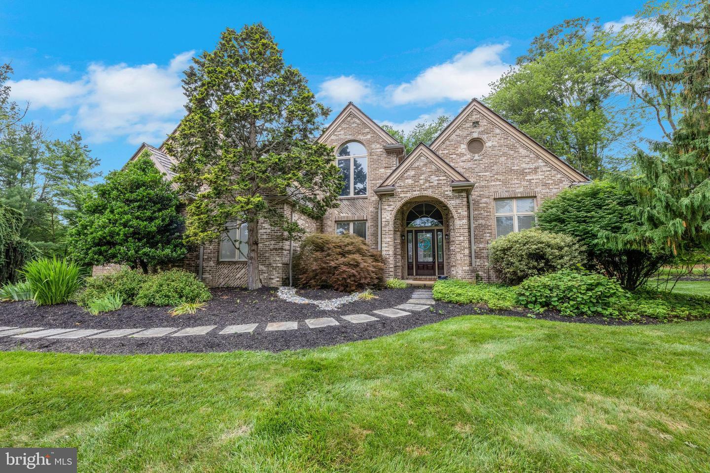 671 N Heilbron Drive  Media PA 19063 photo