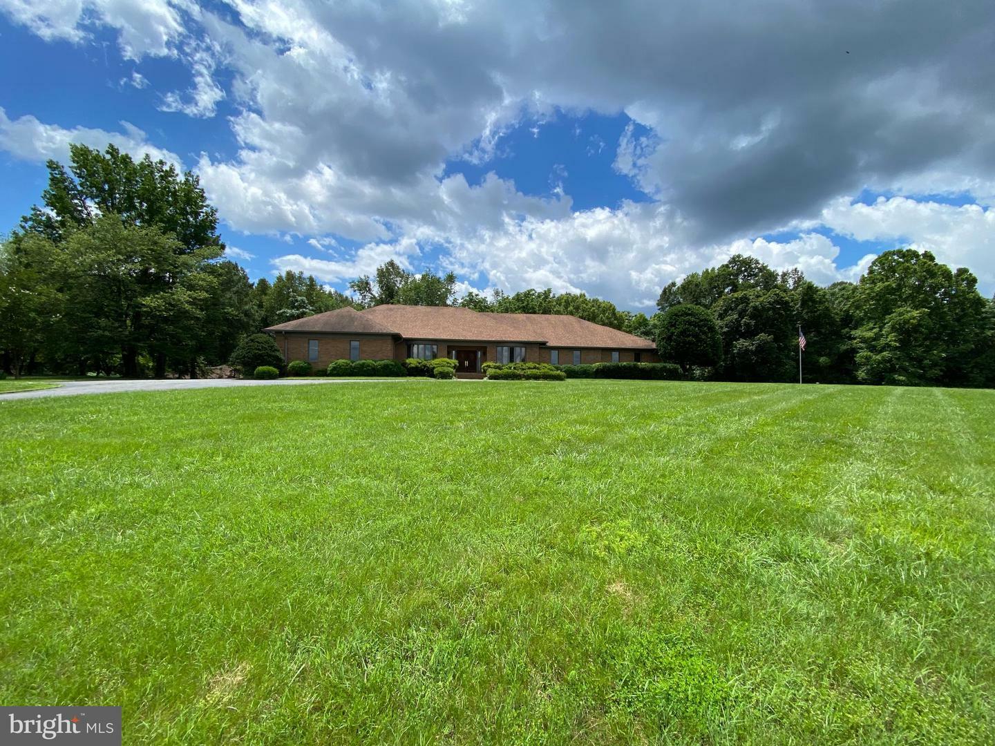 11225 N Club Drive  Fredericksburg VA 22408 photo