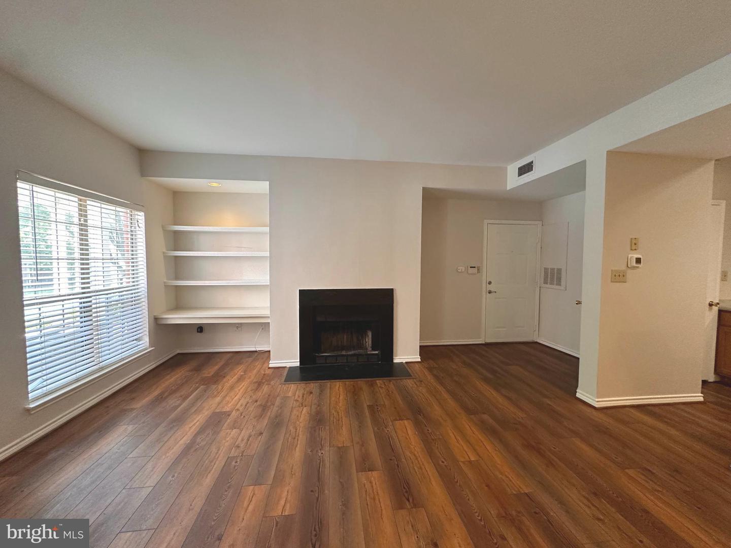 Property Photo: 12155 Penderview Terrace 804 VA 22033