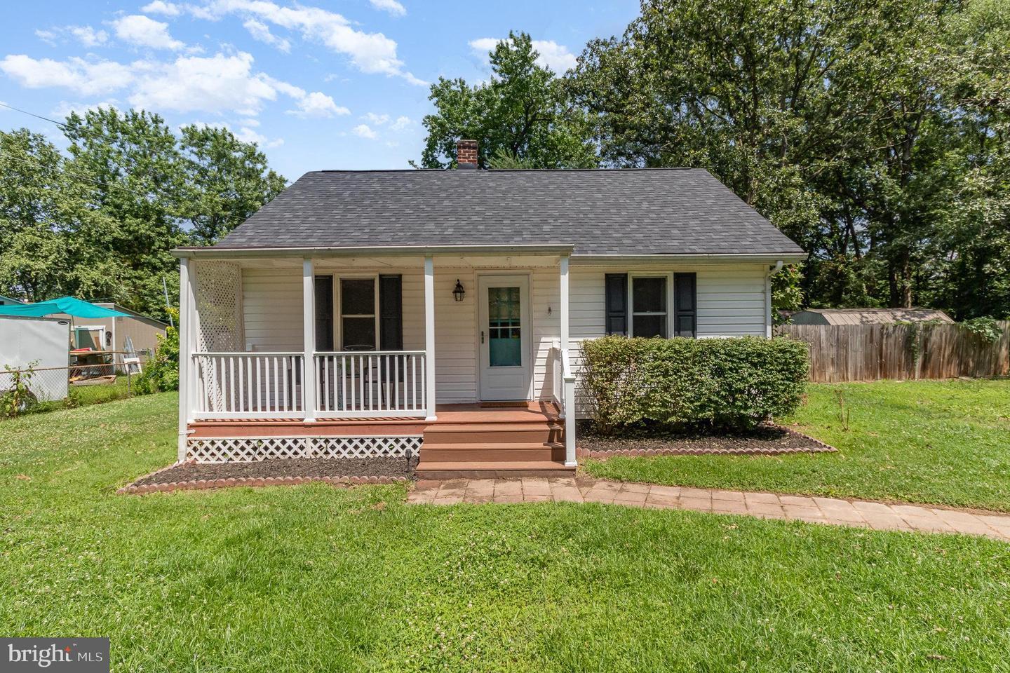 Property Photo:  2312 Oak Street  VA 22401 