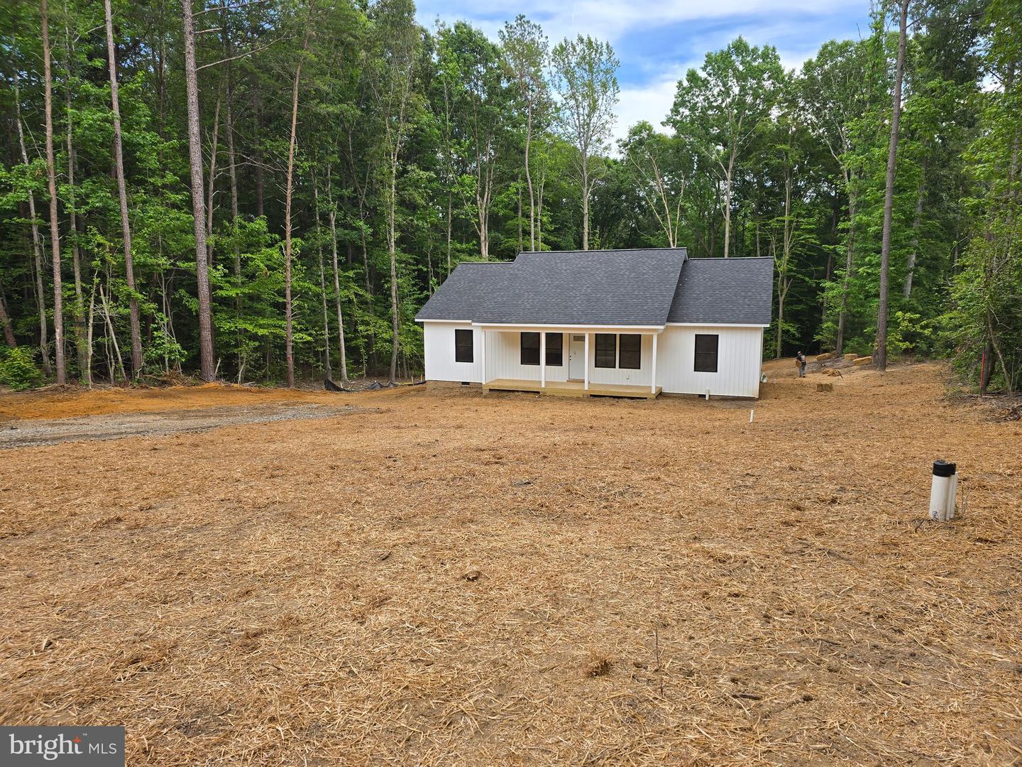 Property Photo: 728 Meadow Drive VA 22560