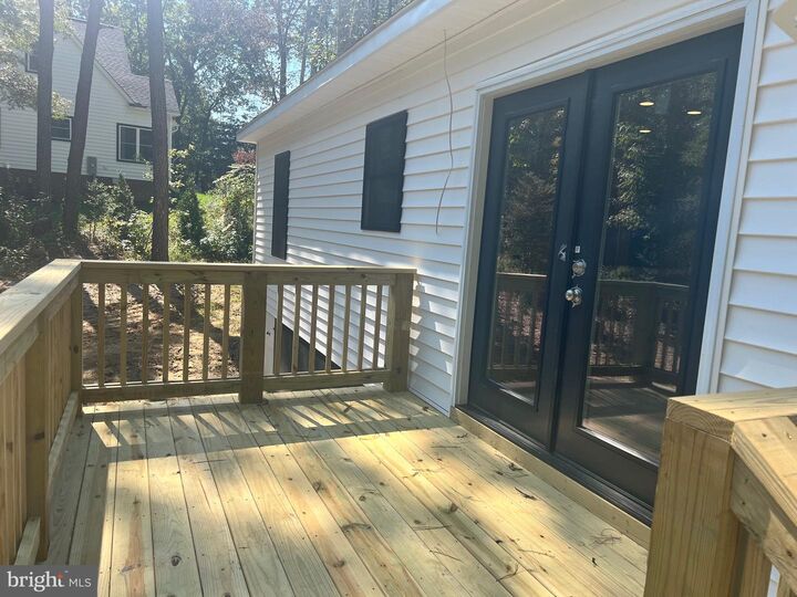 Property Photo:  728 Meadow Drive  VA 22560 