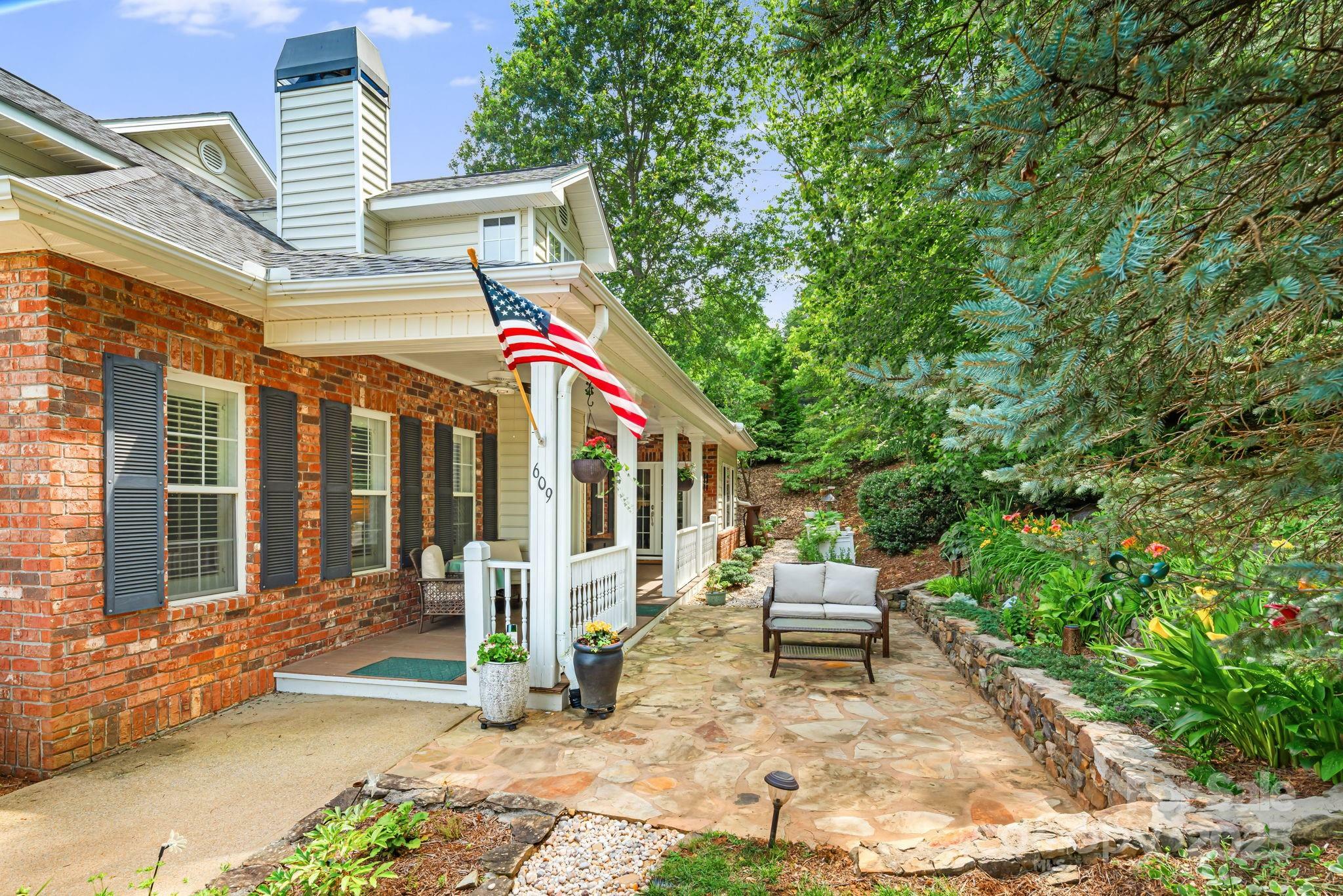 Property Photo: 609 Carriage Commons Drive NC 28791