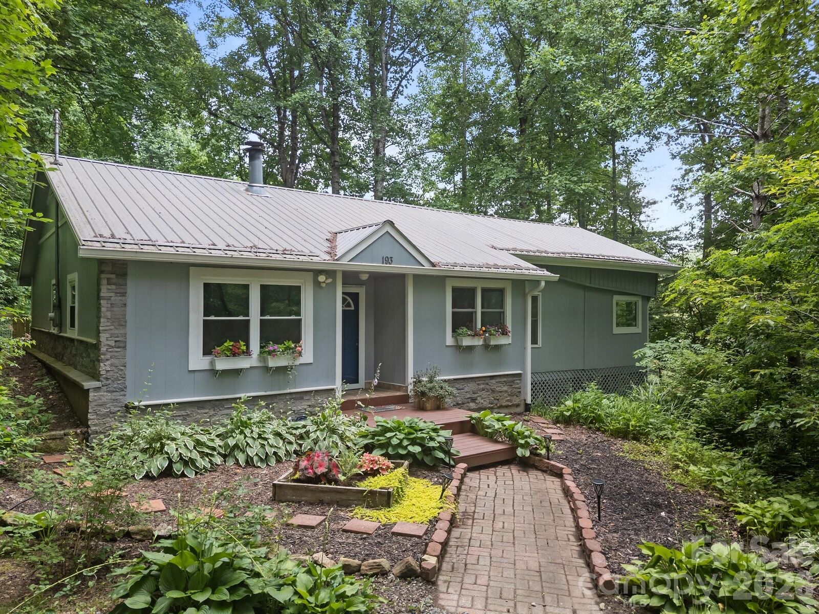 Property Photo:  193 Timberside Drive  NC 28754 