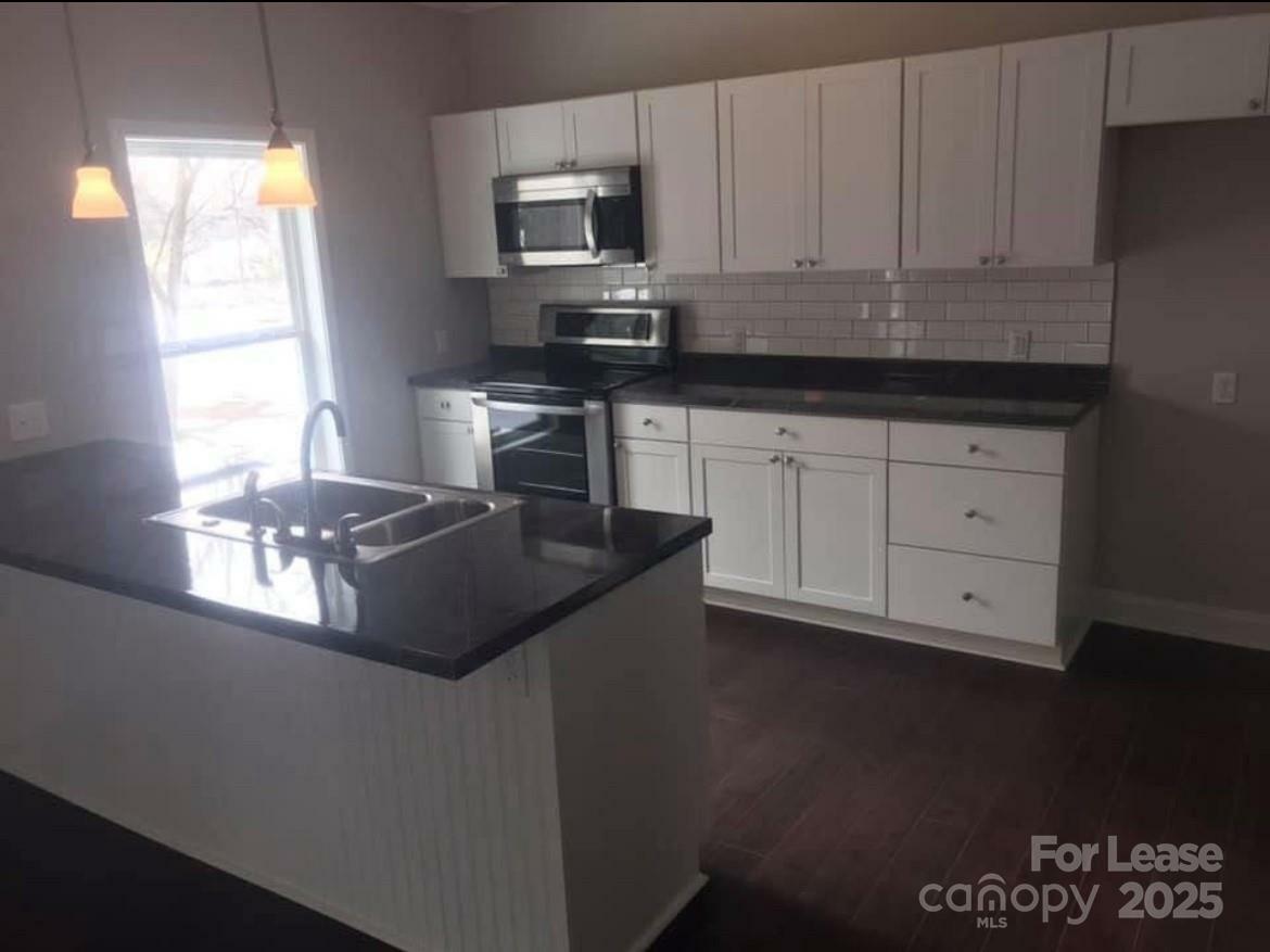 Property Photo: 503 Dingler Avenue NC 28115
