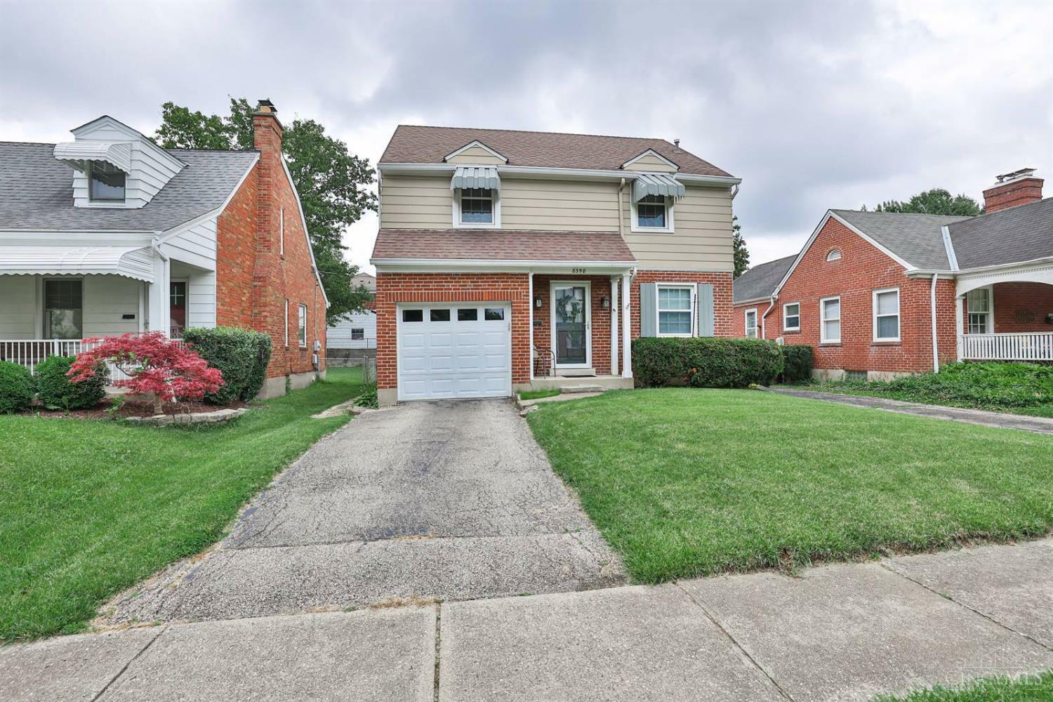 Property Photo: 8358 Jadwin Street OH 45216