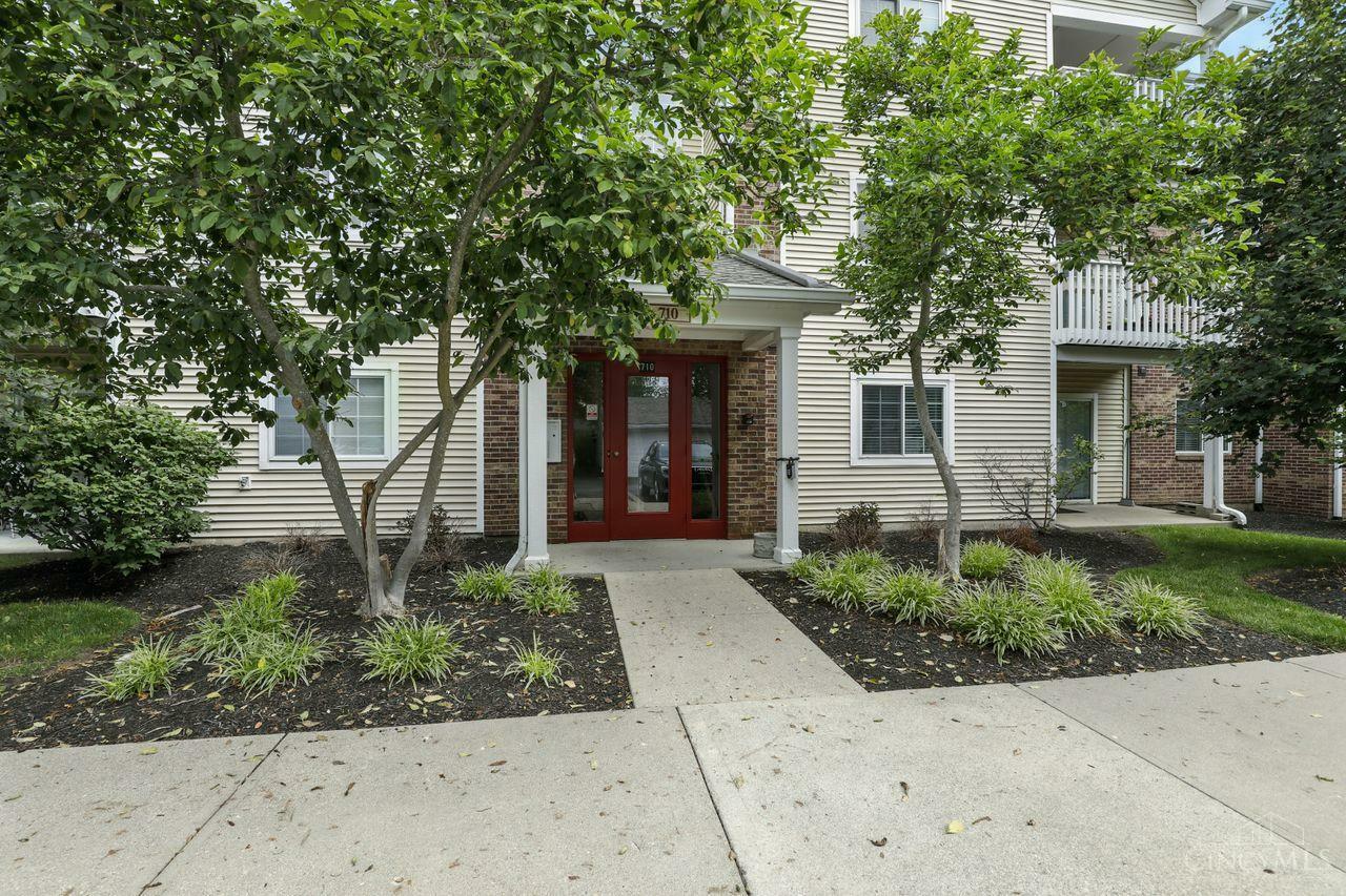 Property Photo: 710 Carrington Place OH 45140