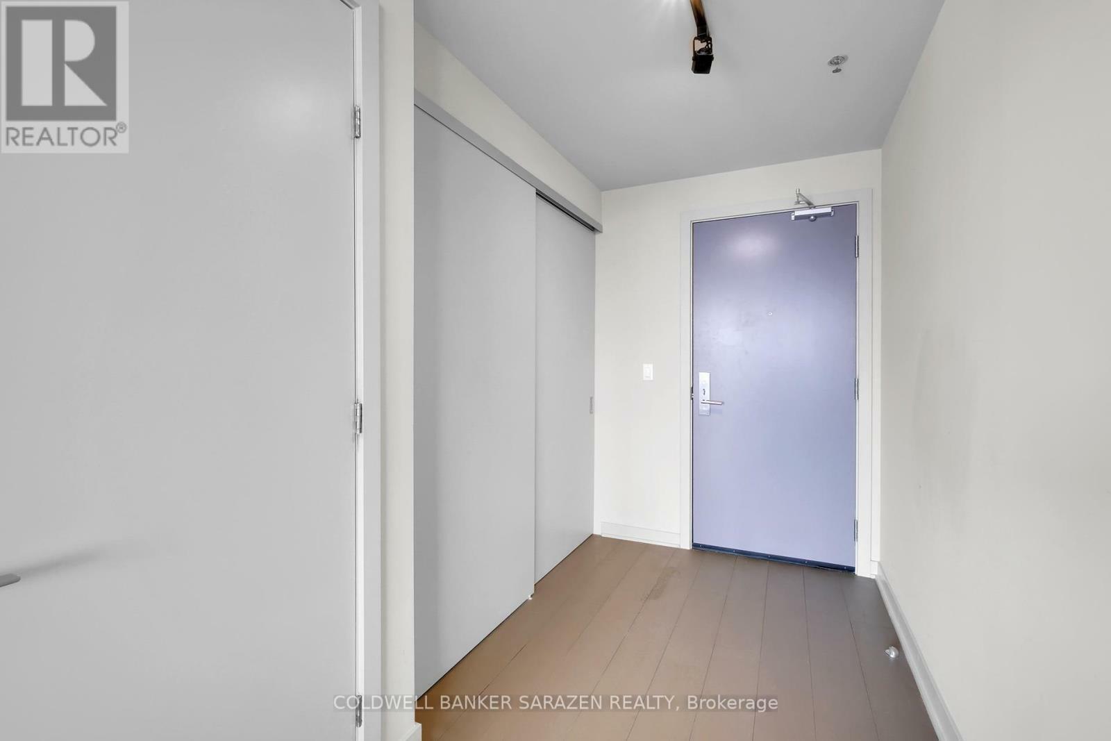 Property Photo:  203 Catherine Street 1407  ON K2P 1J5 