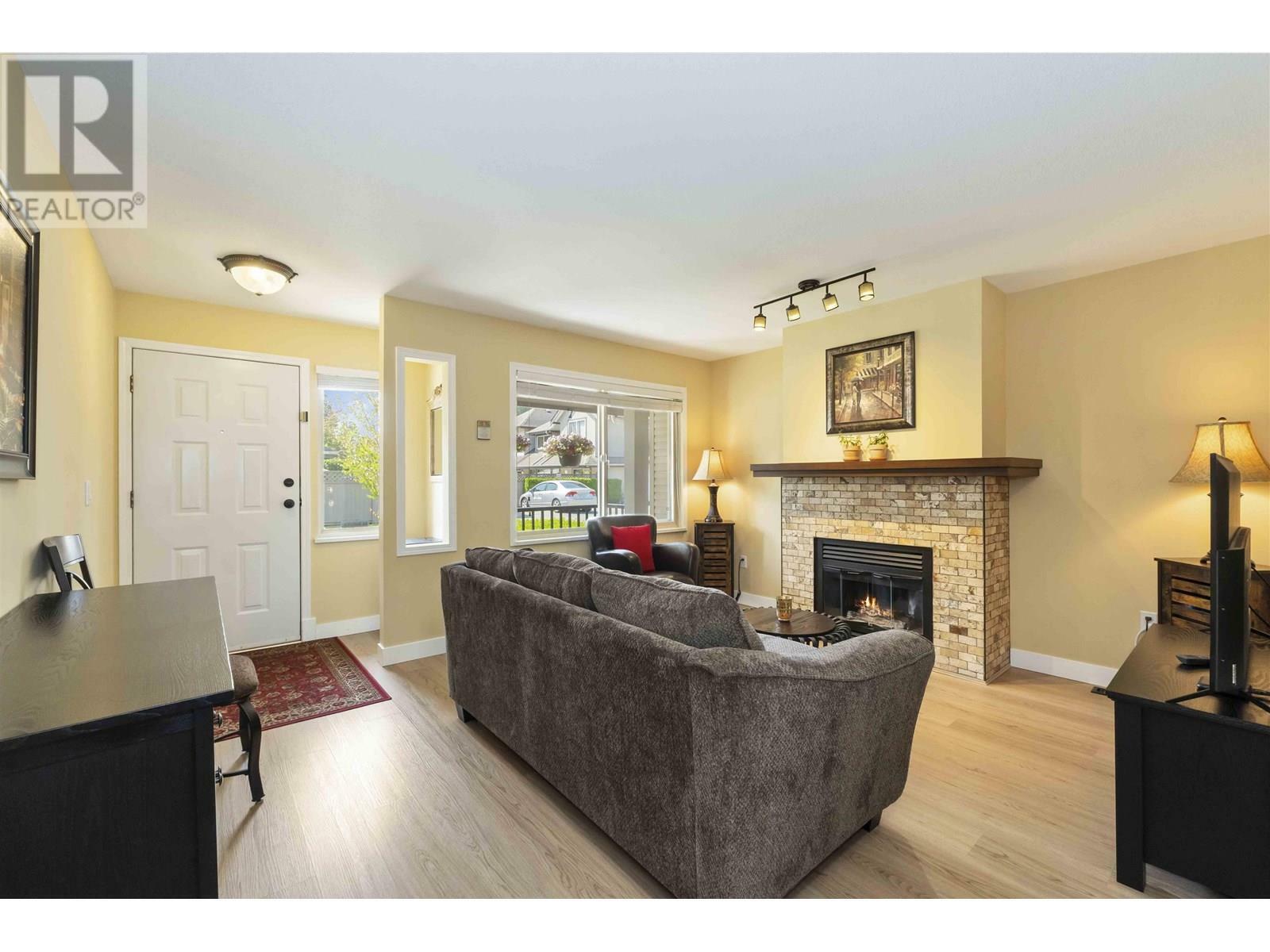 Property Photo: 11860 210 Street 11 BC V2X 8A3