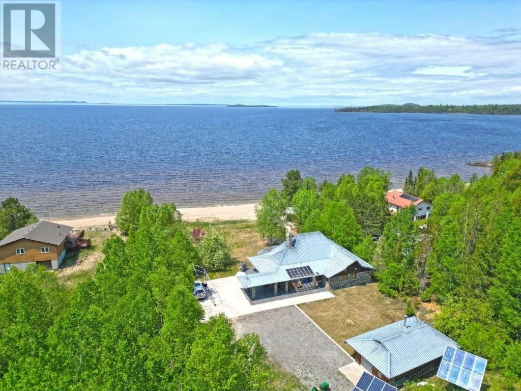 Photo de la propriété:  11 Peter Drive  ON P0T 2G0 