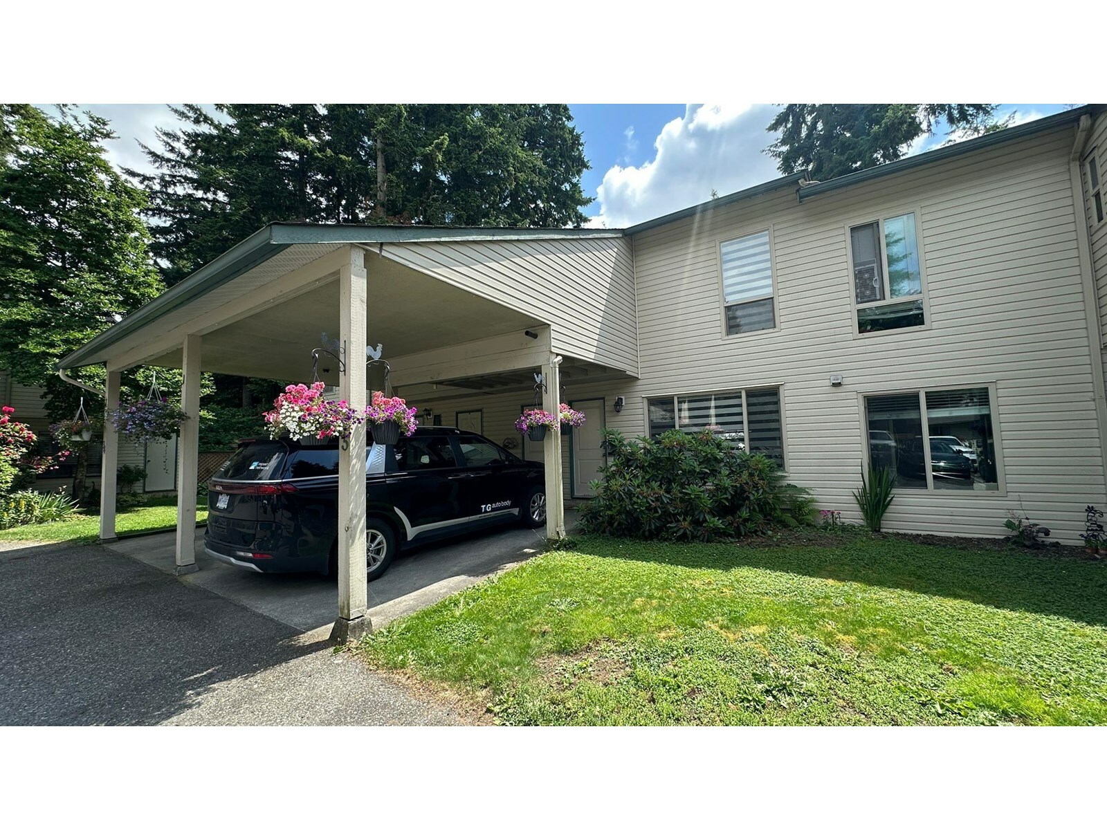 Property Photo: 32310 Mouat 35 BC V2T 4J1