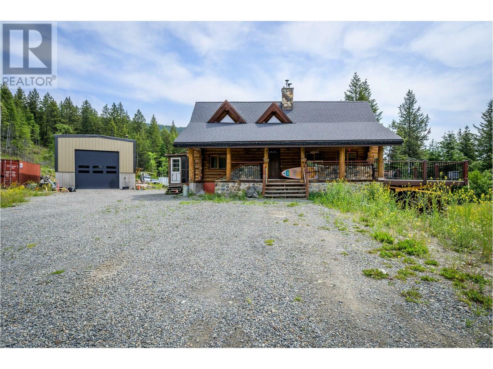 Photo de la propriété: 1951 Heffley-Louis Creek Road BC V0E 1Z0