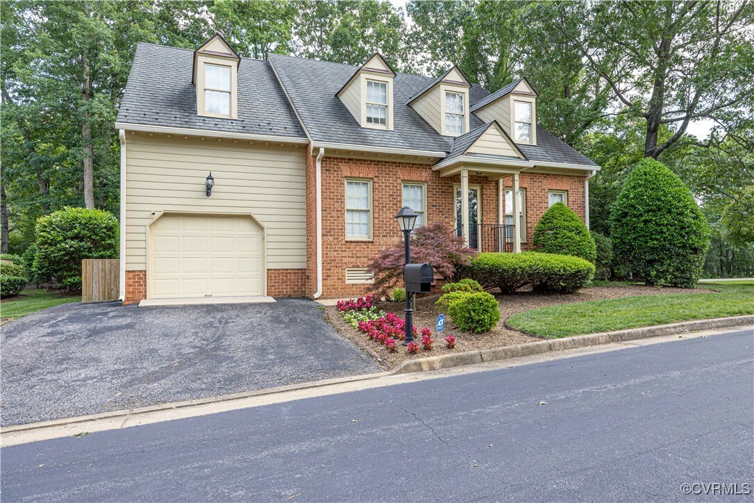 Property Photo: 13905 Durhamshire Lane VA 23113