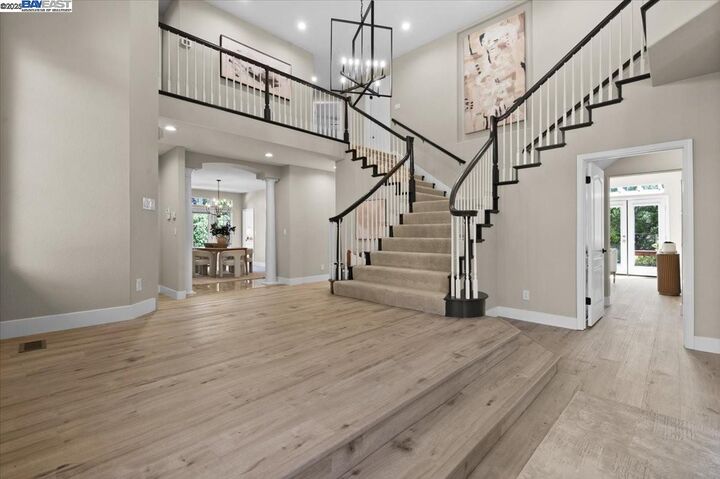 Property Photo: 318 Montoya Way CA 94526