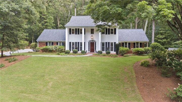 Property Photo:  260 Waverly Hall Drive  GA 30075 