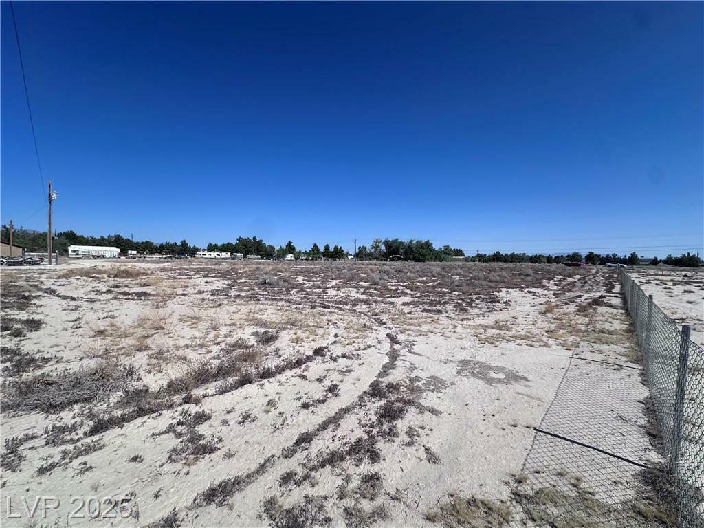 Property Photo: 2360 East Gamebird Road NV 89048