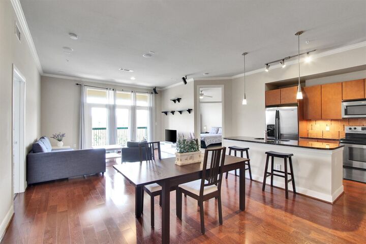 Property Photo:  300 St Joseph Parkway 318  TX 77002 