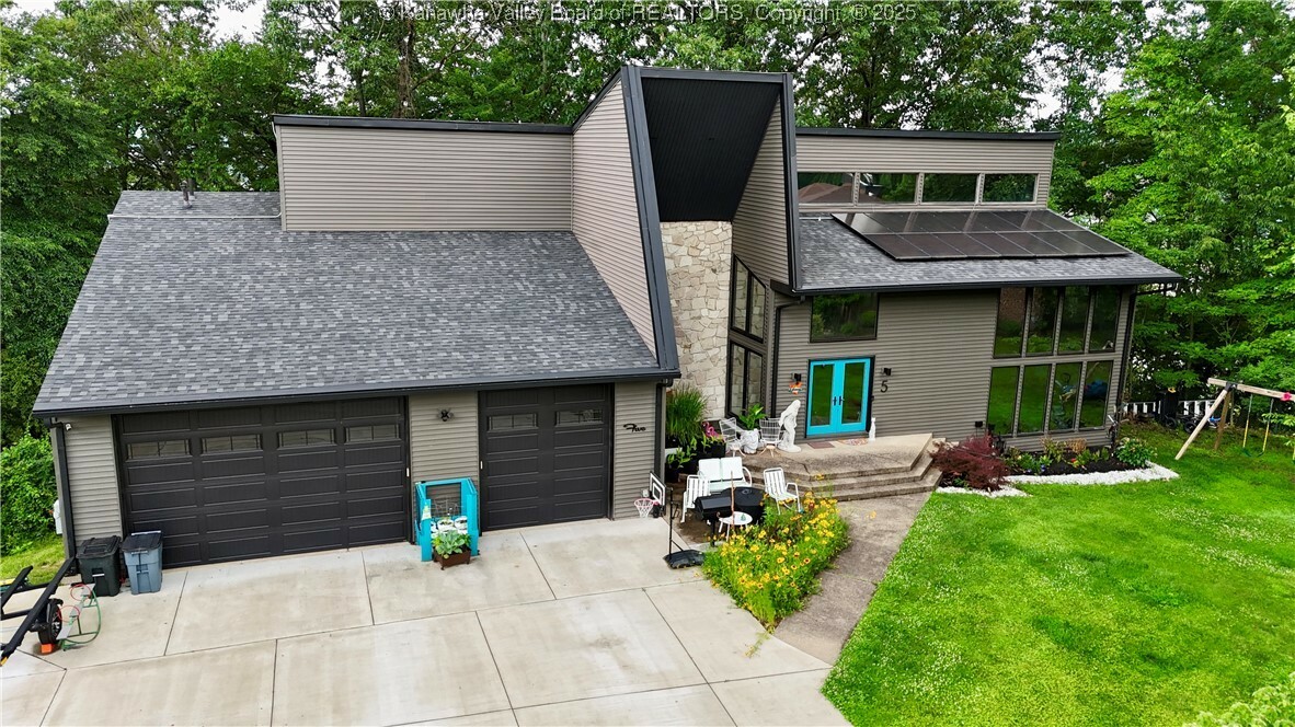 Property Photo: 5 Dreamview Lane WV 25314