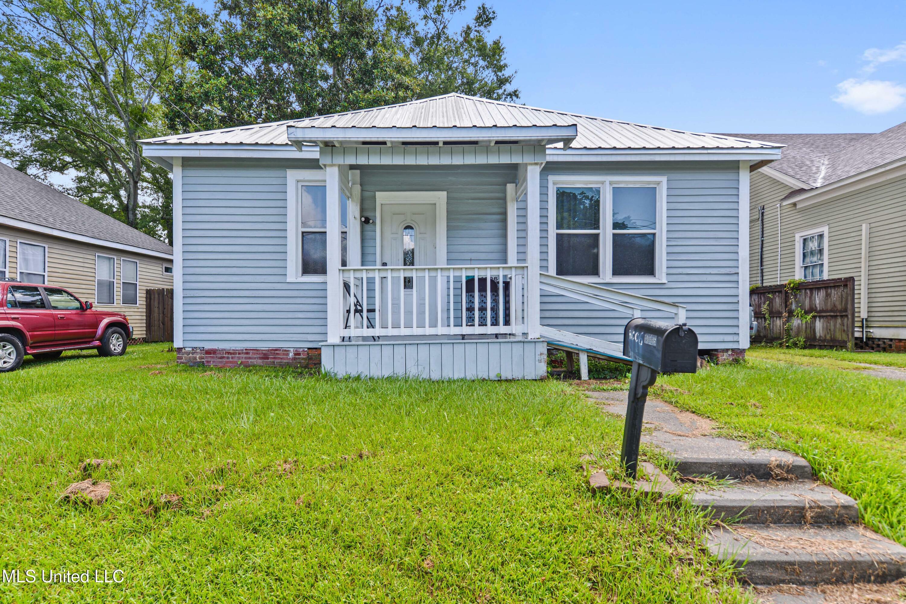Property Photo: 4006 Pine Street MS 39567