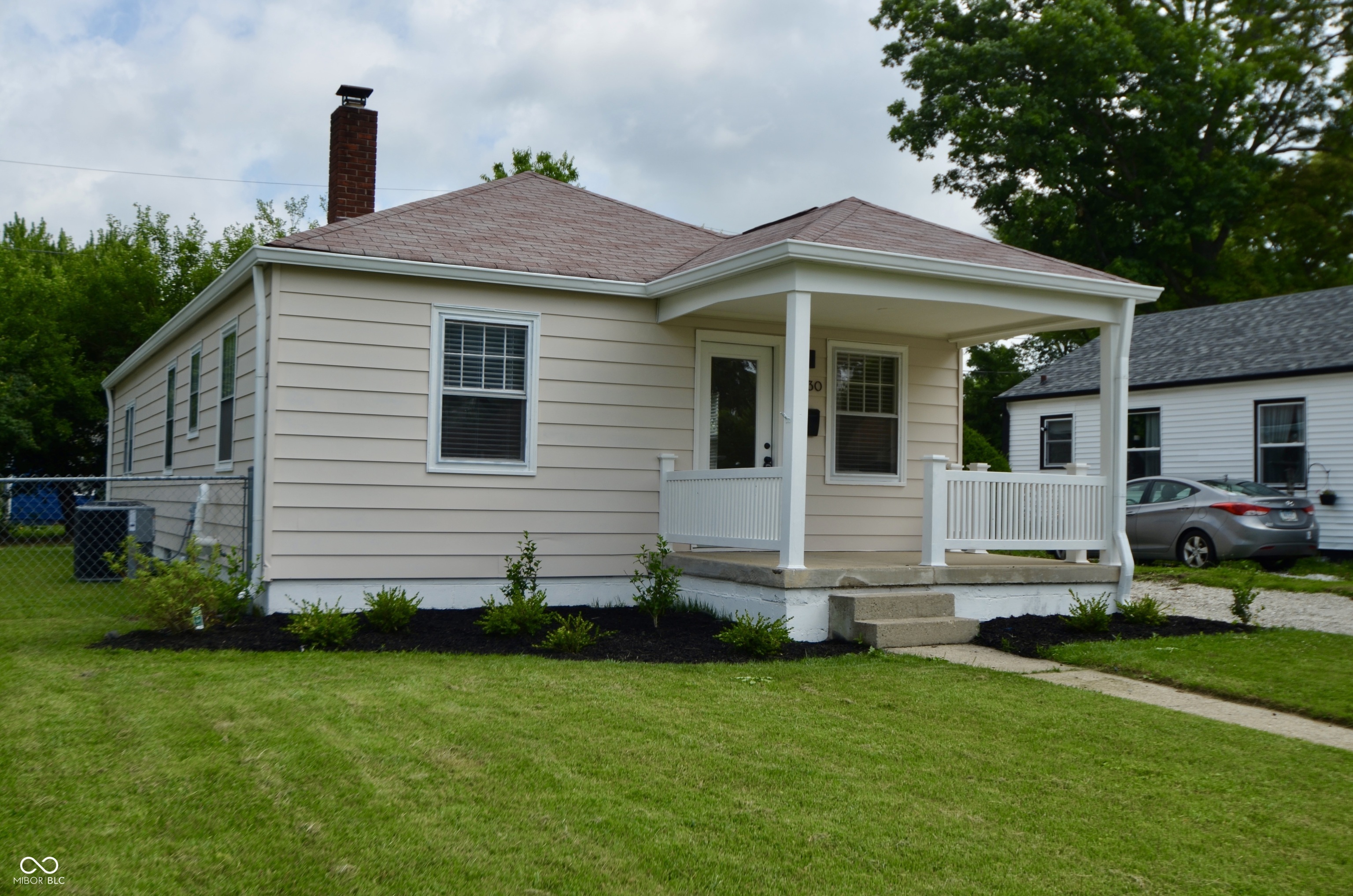 5430 E 17th Street  Indianapolis IN 46218 photo