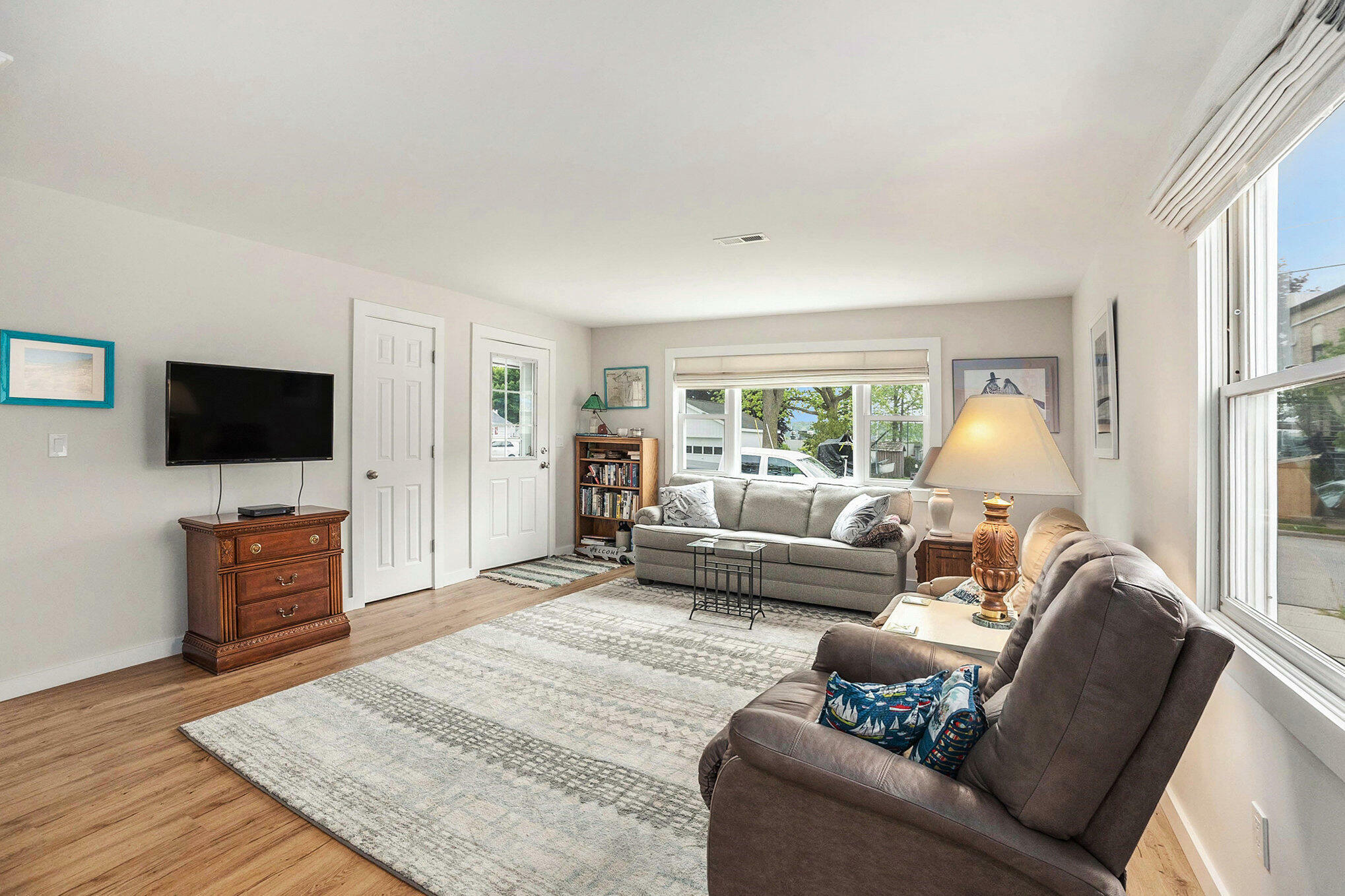 Property Photo: 40 E 5th Street MI 49449