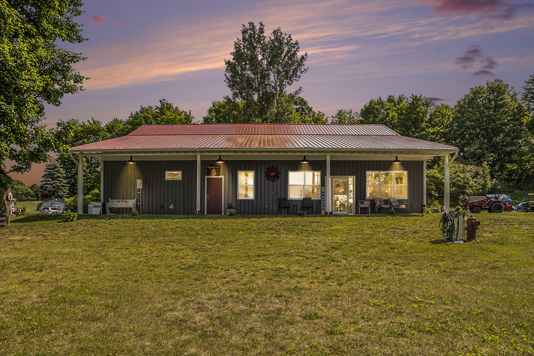Property Photo: 780 S 72nd Avenue MI 49455