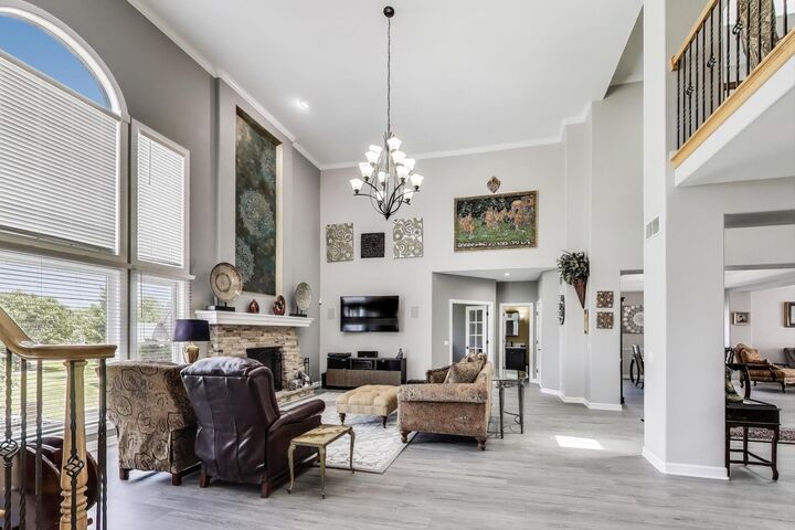 Property Photo: 27117 Ashgate Crossing IL 60585