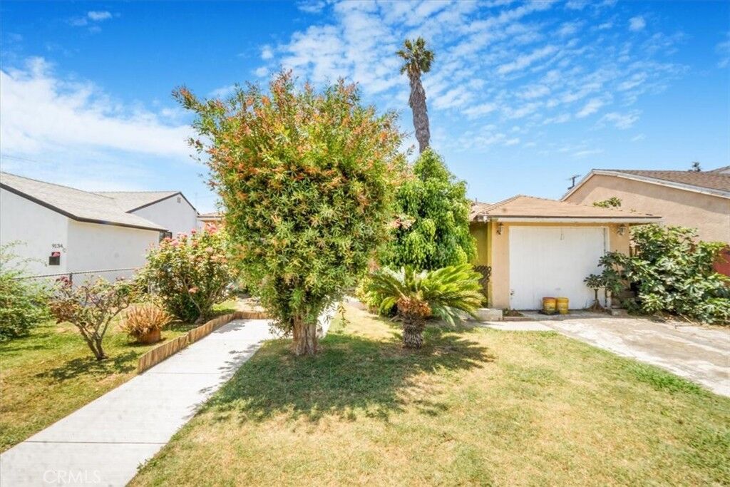 Property Photo:  9130 Hargill  CA 90706 